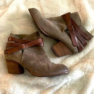 Dolce Vita booties